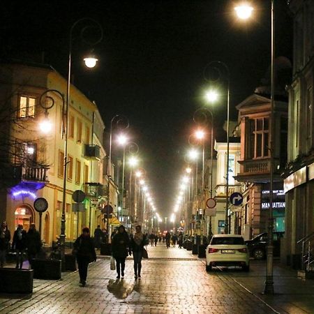 Apartamenty Centrum Mala Dwojeczka Blekitna Panoramiczna Balkonem Promenada Kielce Exteriör bild