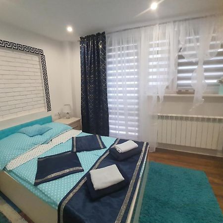 Apartamenty Centrum Mala Dwojeczka Blekitna Panoramiczna Balkonem Promenada Kielce Exteriör bild