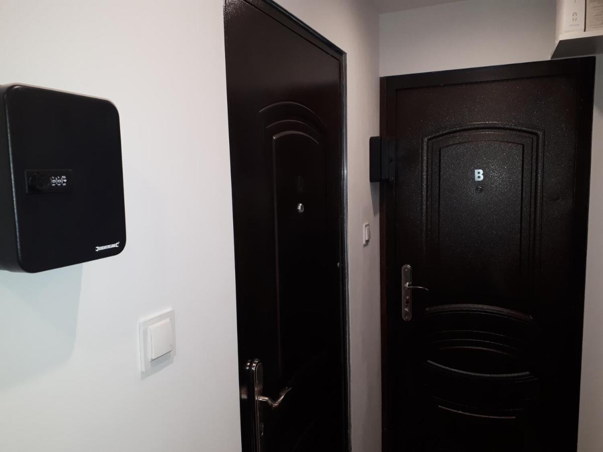 Apartamenty Centrum Mala Dwojeczka Blekitna Panoramiczna Balkonem Promenada Kielce Exteriör bild