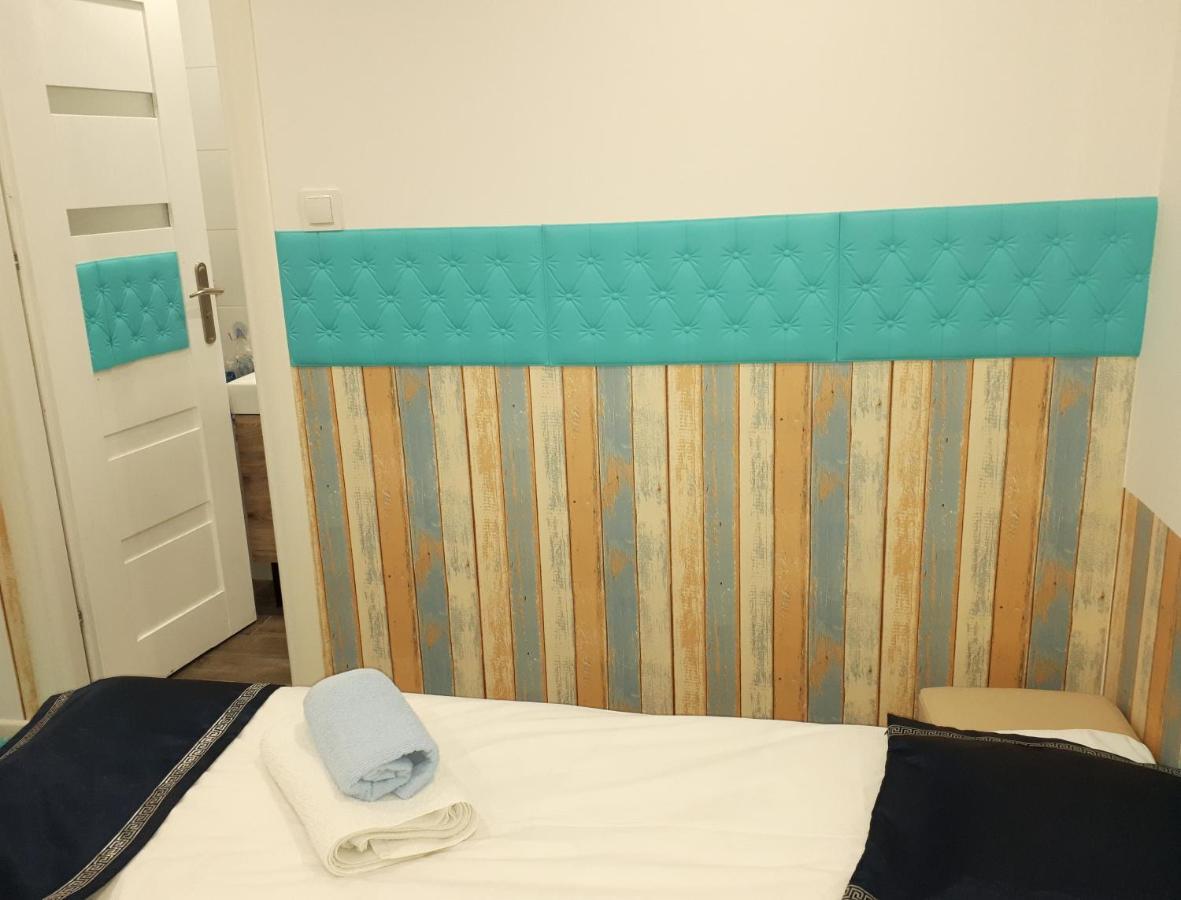 Apartamenty Centrum Mala Dwojeczka Blekitna Panoramiczna Balkonem Promenada Kielce Exteriör bild