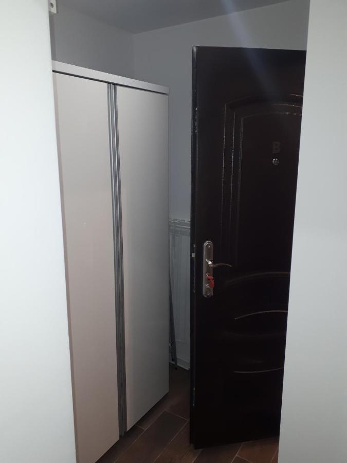 Apartamenty Centrum Mala Dwojeczka Blekitna Panoramiczna Balkonem Promenada Kielce Exteriör bild